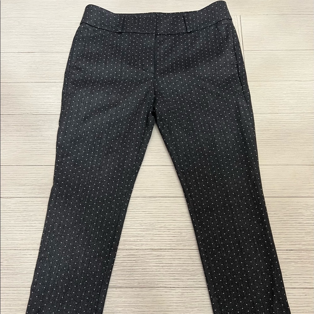 PAIR OF WOMEN'S LOFT PETITES MARISSA SKINNY PANTS SIZE 8P 8 PETITE